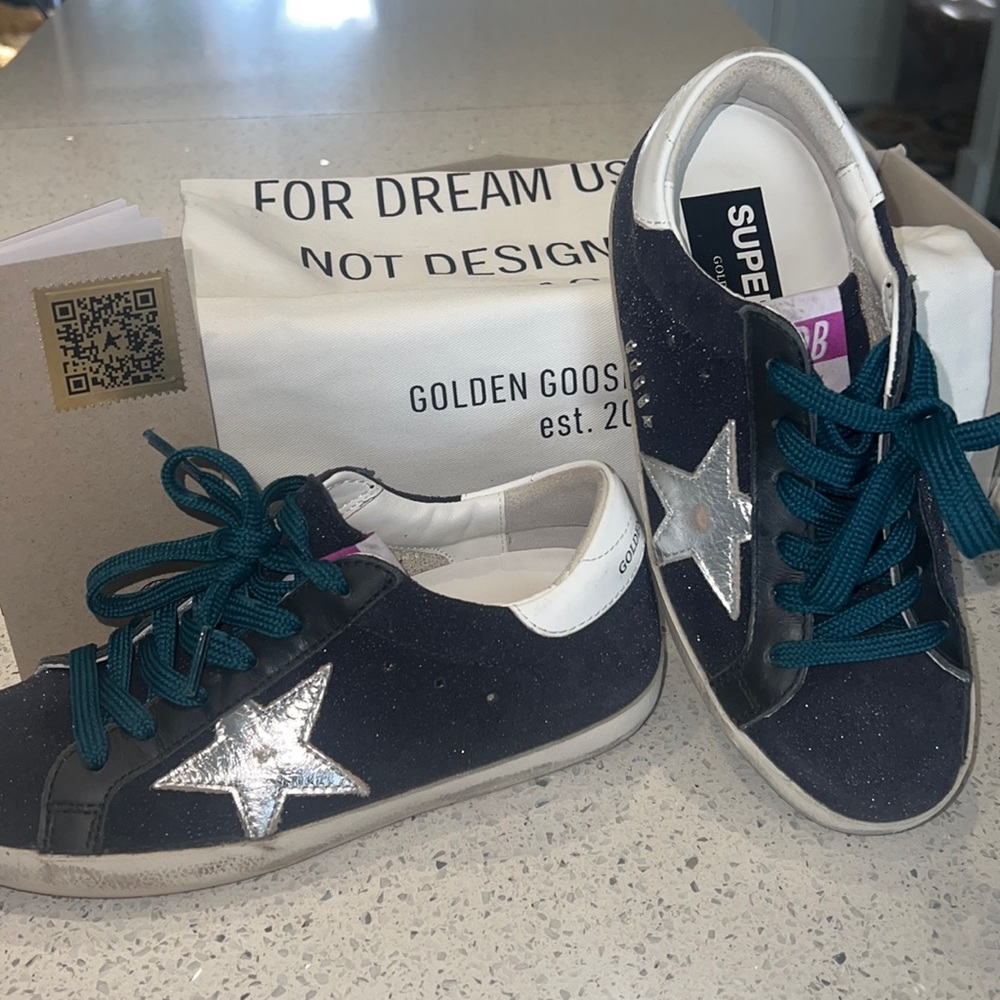 Golden Goose women’s Superstar. Black/Silver/White. Size 35.